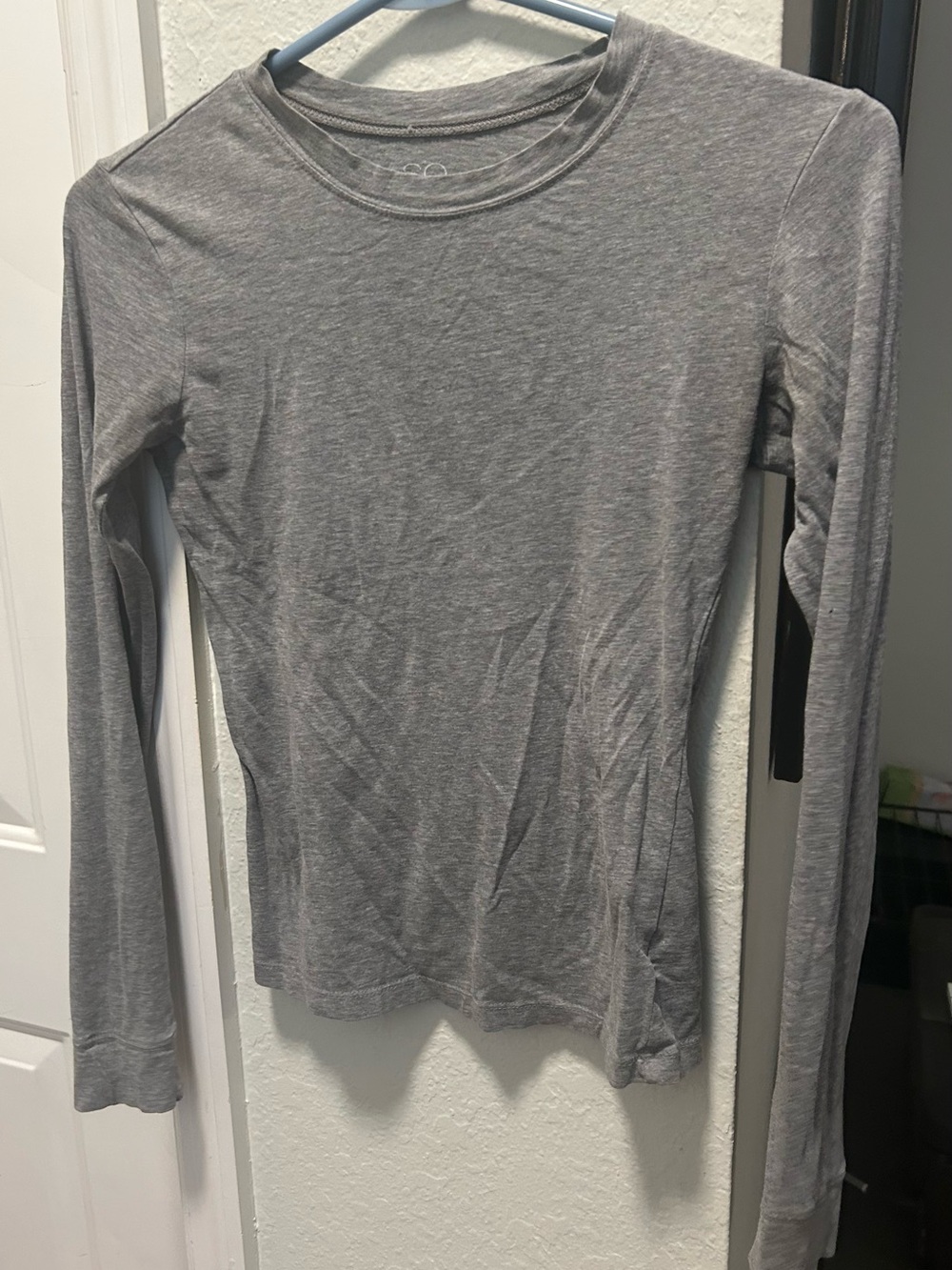 SO Women's Long Sleeve top